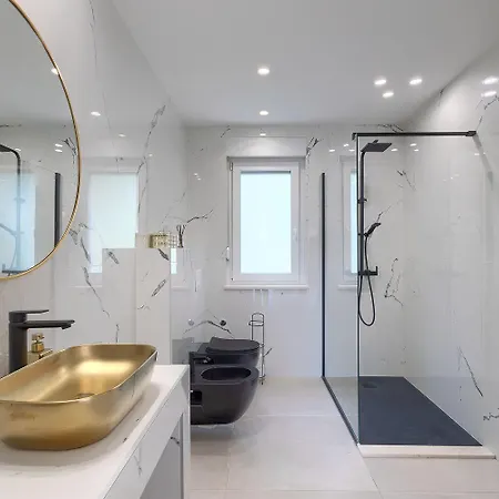 Holiday home Exquisite Luxusvilla Mit Pool, Billard, Spielplatz Pula
